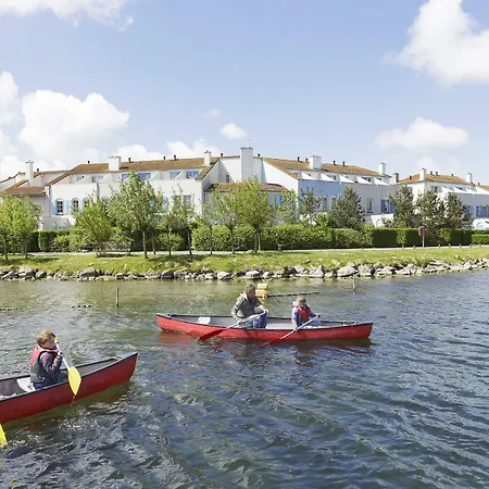 Holiday park Center Parcs Port Zelande Beach 3*
