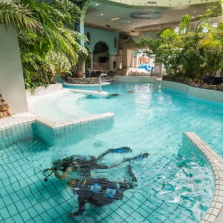 Center Parcs Port Zelande 3* 奥德多普