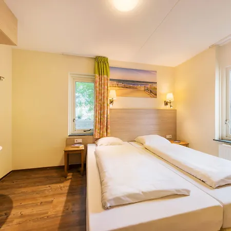 Holiday park Center Parcs Port Zelande Beach