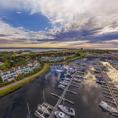 Center Parcs Port Zelande Beach 3*