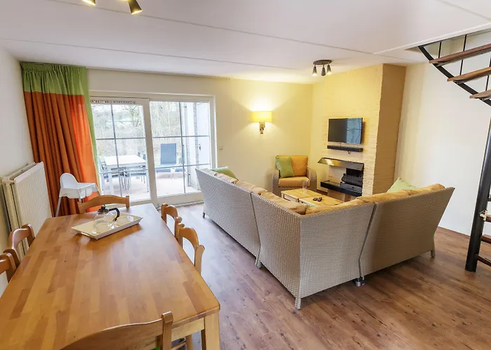 Center Parcs Port Zelande منتزه العطل 3*